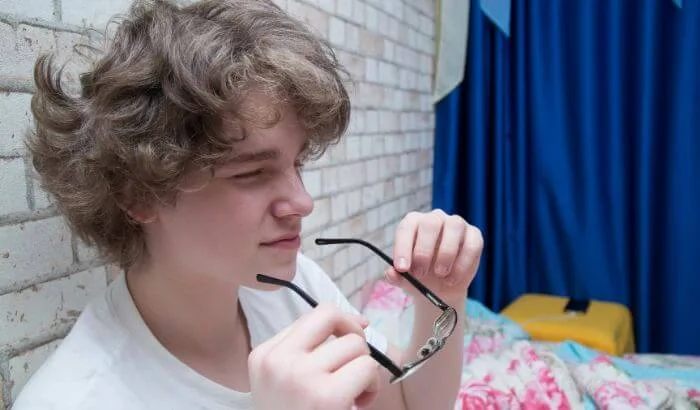 Astigmatismo é miopia juntos